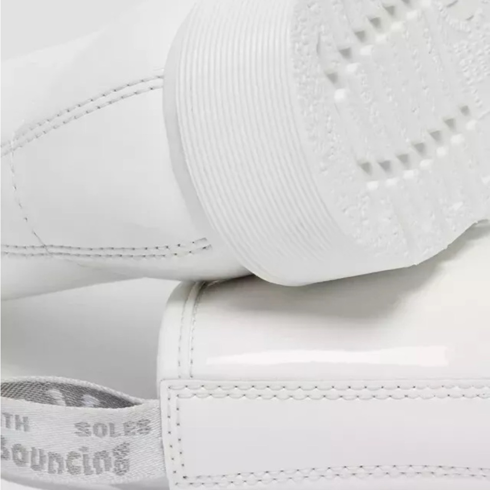 Dr. Martens 1460 Mono White Patent Leather Boots
Size 7 | NIB - Picture 4 of 7